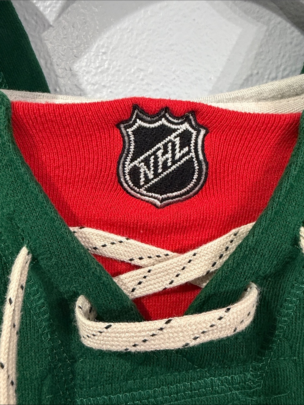 NHL Minnesota Wild Green Red & Cream Crewneck Hoodie Sweater - Picture 4 of 6
